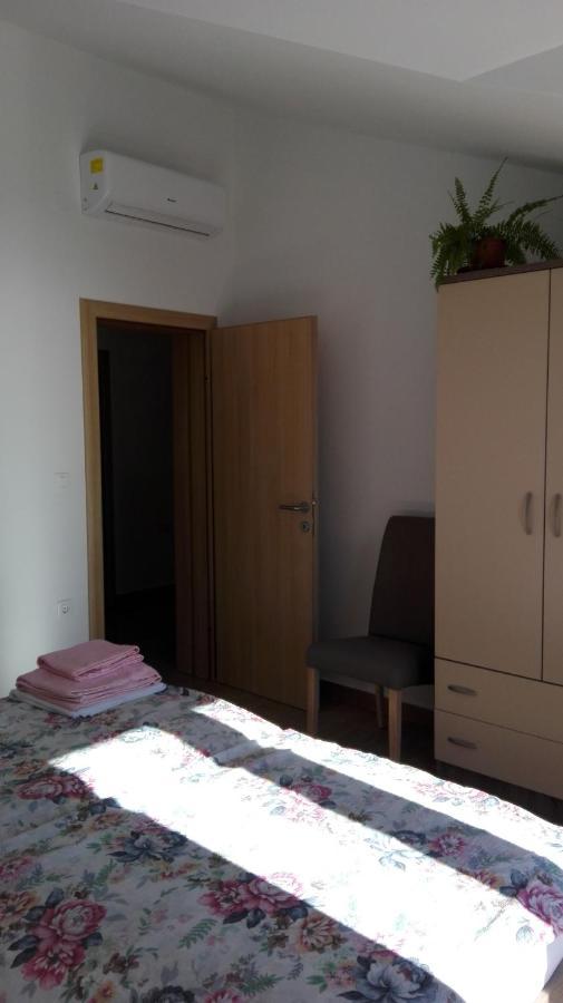 Villa Timea พรีมอชเตน ภายนอก รูปภาพ
