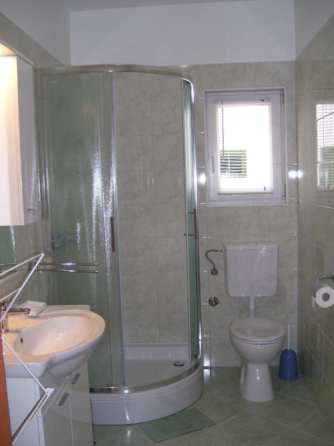 Villa Timea พรีมอชเตน ภายนอก รูปภาพ