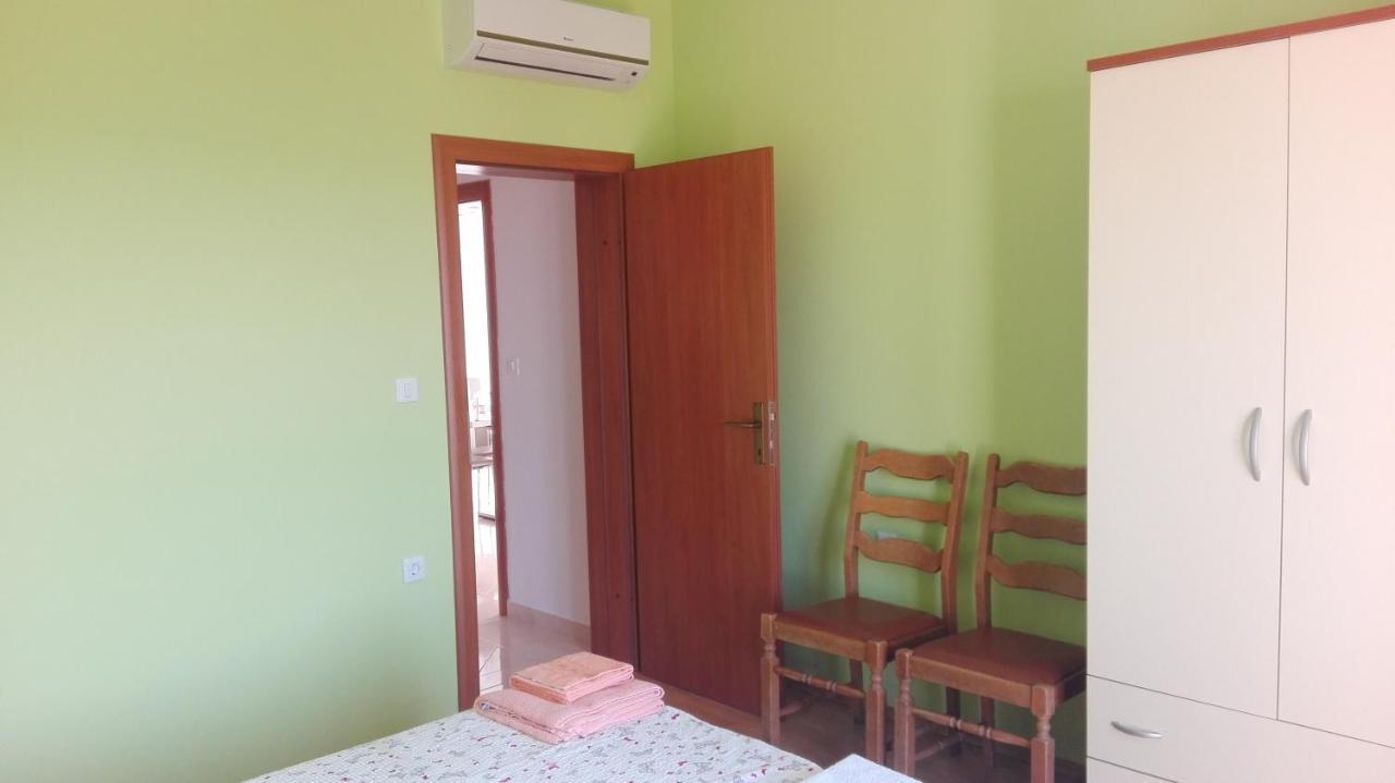 Villa Timea พรีมอชเตน ภายนอก รูปภาพ